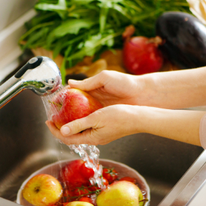 Limpiar y desinfectar frutas y verduras