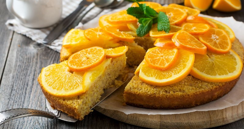 Postres con naranja de mesa