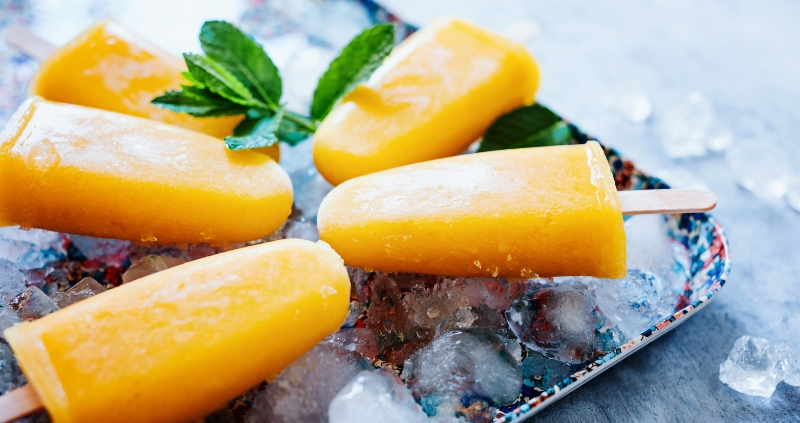 Helados caseros con frutas de temporada